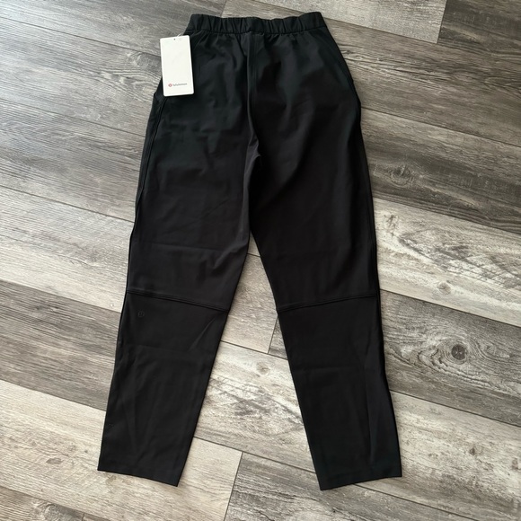 nwt lululemon essential HR trouser black - Picture 7 of 14